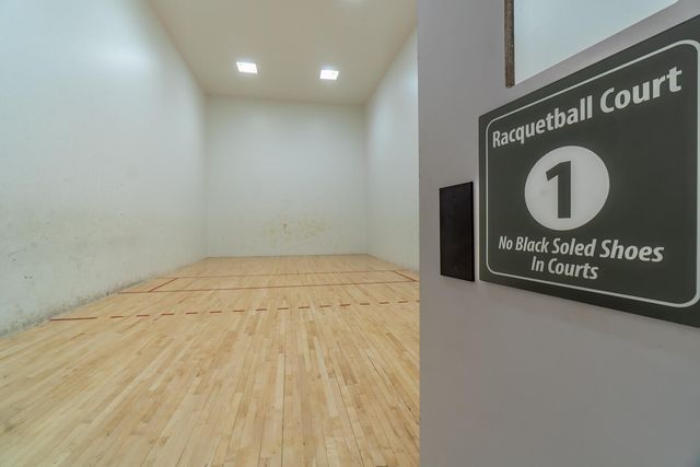 1203 Highland View Loop, Redmond, OR 97756