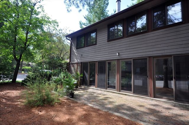 505 Tumbling Hawk 505, Acton, MA 01718