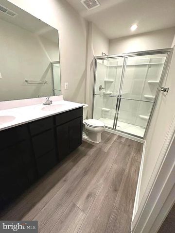 420 CIRCLE DR, Winchester, VA 22601
