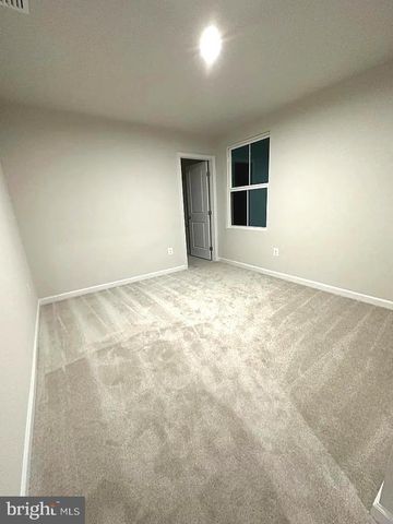 420 CIRCLE DR, Winchester, VA 22601