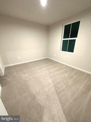 420 CIRCLE DR, Winchester, VA 22601