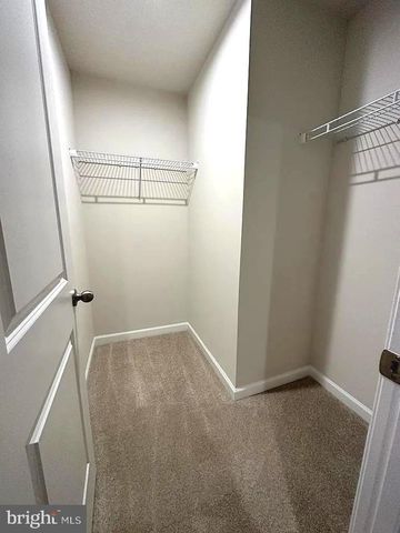 420 CIRCLE DR, Winchester, VA 22601