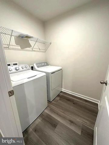 420 CIRCLE DR, Winchester, VA 22601