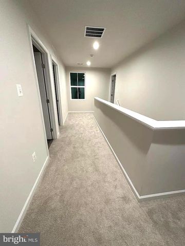 420 CIRCLE DR, Winchester, VA 22601