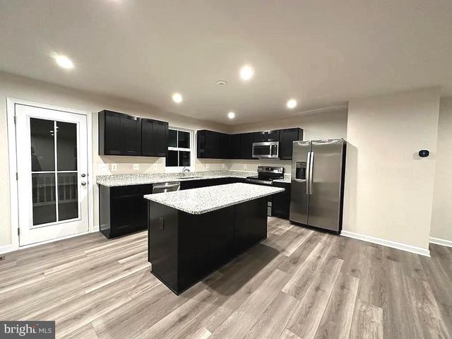 420 CIRCLE DR, Winchester, VA 22601