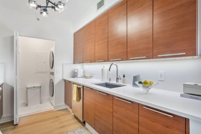 350 SE 2nd St 1580, Fort Lauderdale, FL 33301