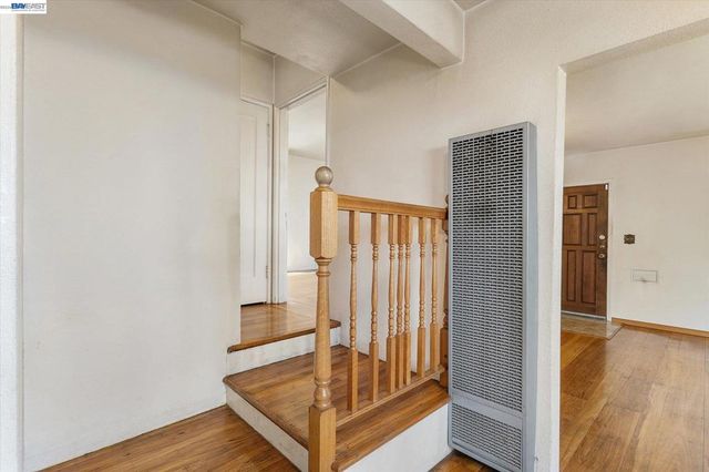 2518 98Th Ave, Oakland, CA 94605
