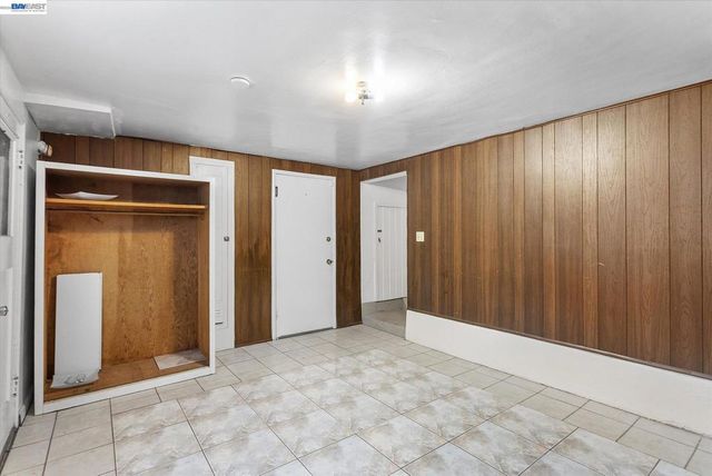 2518 98Th Ave, Oakland, CA 94605