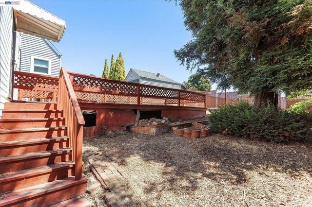 2518 98Th Ave, Oakland, CA 94605