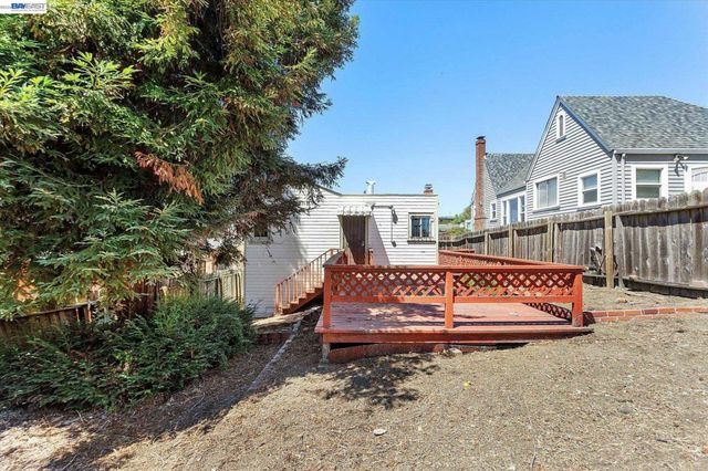 2518 98Th Ave, Oakland, CA 94605