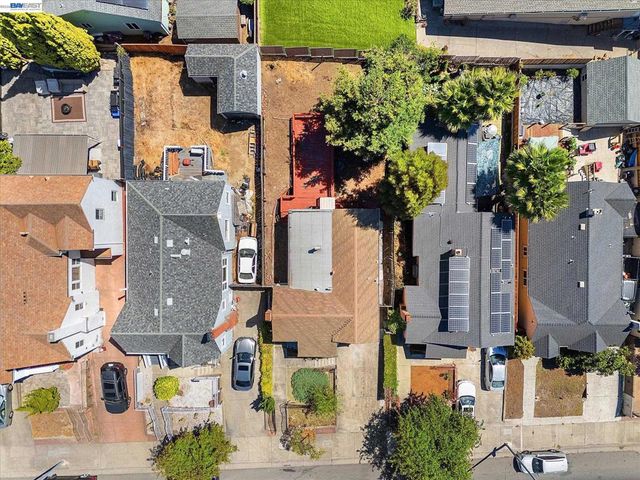 2518 98Th Ave, Oakland, CA 94605