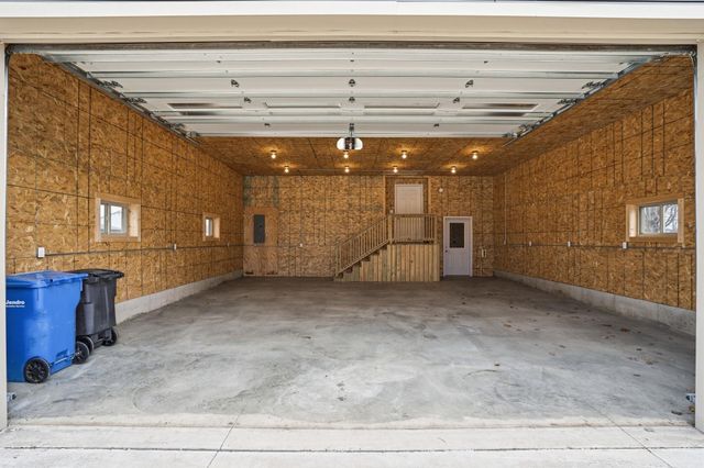 103 E Logan Street, New Hampton, IA 50659