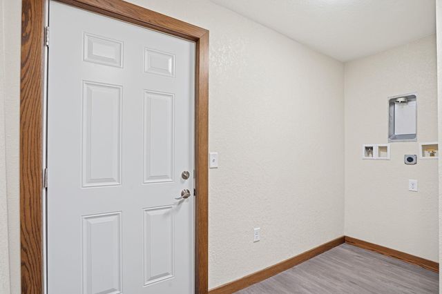 103 E Logan Street, New Hampton, IA 50659