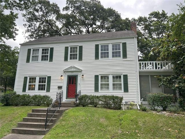 725 S Main Street, Nevada, MO 64772