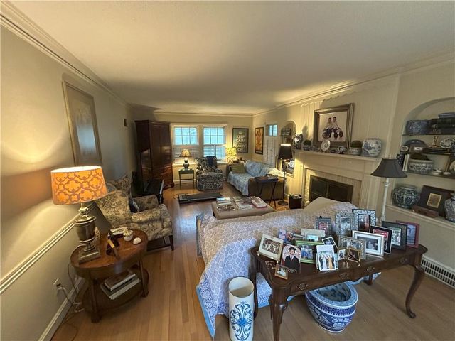 725 S Main Street, Nevada, MO 64772