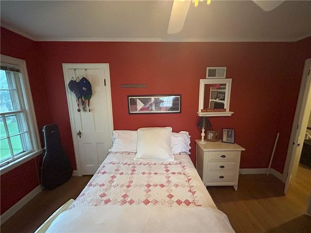 725 S Main Street, Nevada, MO 64772