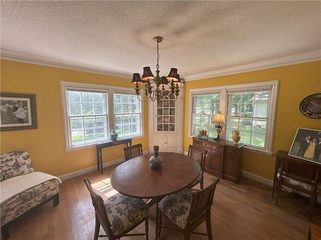 725 S Main Street, Nevada, MO 64772