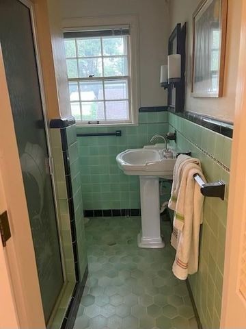 725 S Main Street, Nevada, MO 64772