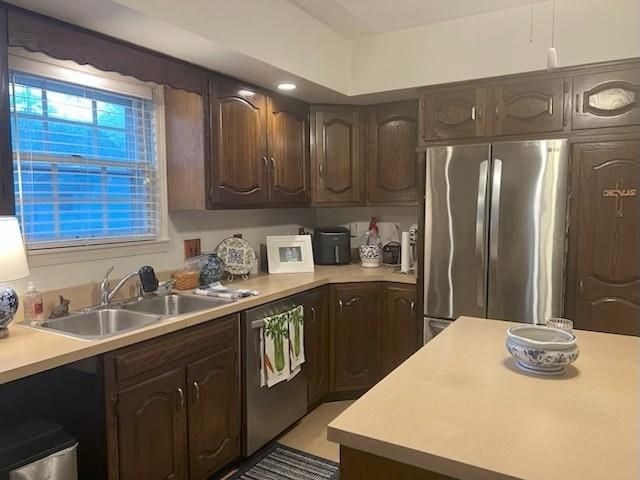 725 S Main Street, Nevada, MO 64772