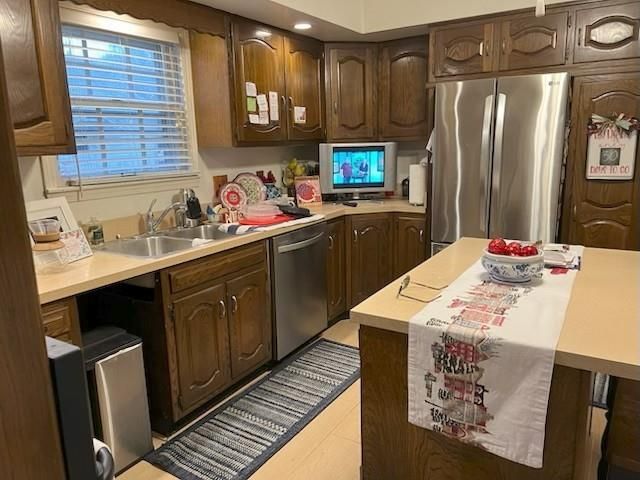 725 S Main Street, Nevada, MO 64772