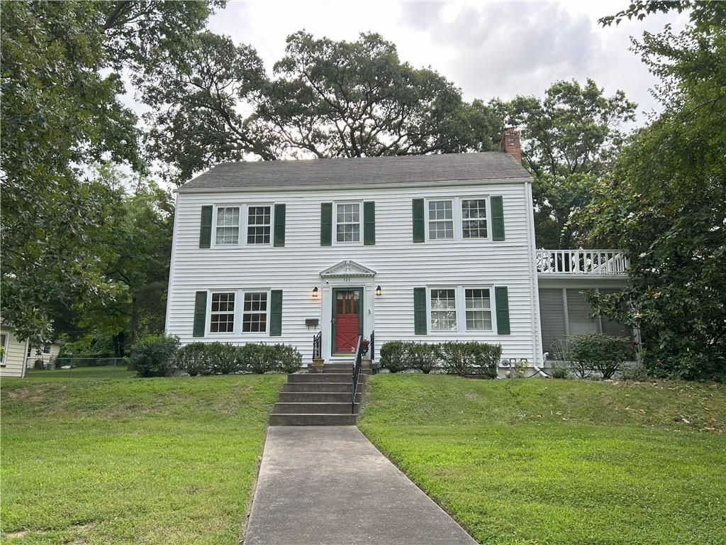 725 S Main Street, Nevada, MO 64772