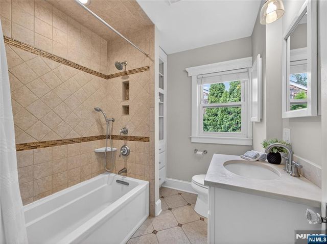 107 Maple Street, Ramsey, NJ 07446