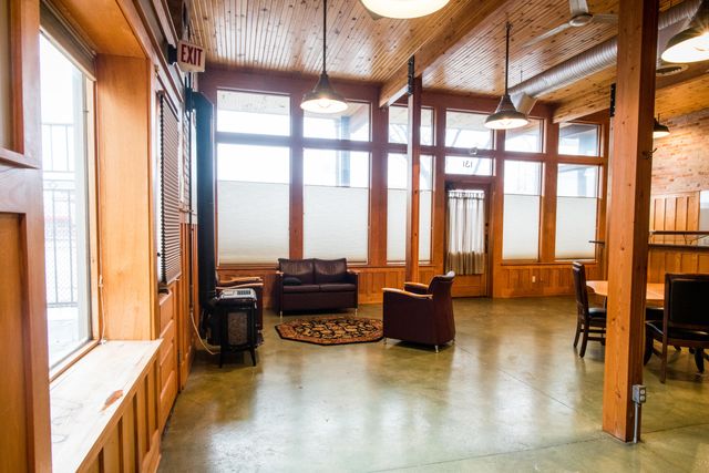 131 W Kalamazoo Avenue, Kalamazoo, MI 49007