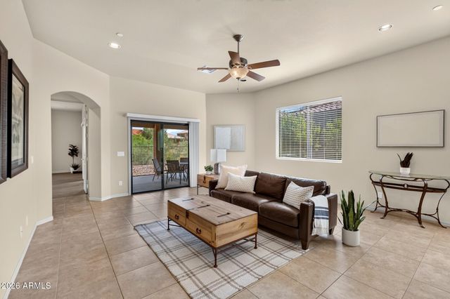 14247 N ASHBROOK Drive A, Fountain Hills, AZ 85268