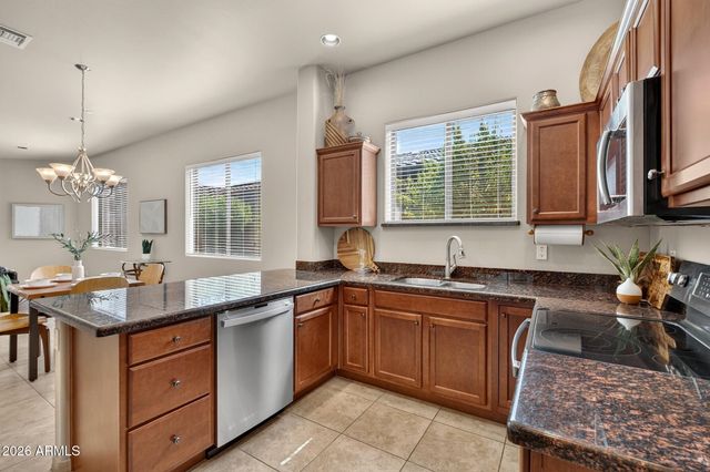 14247 N ASHBROOK Drive A, Fountain Hills, AZ 85268