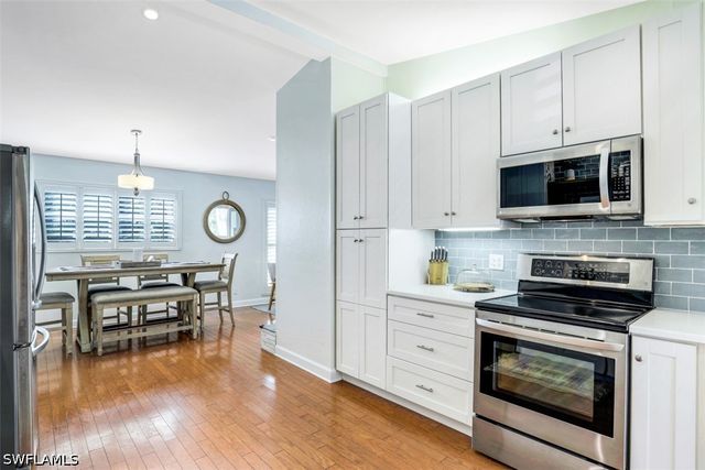 739 7th AVE N, Naples, FL 34102