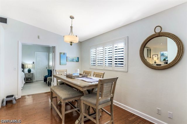 739 7th AVE N, Naples, FL 34102