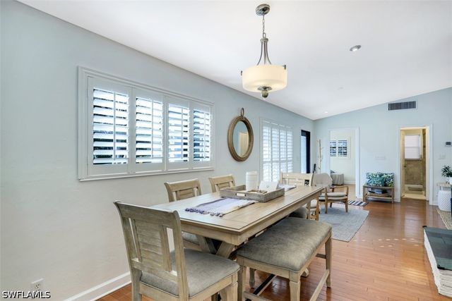 739 7th AVE N, Naples, FL 34102