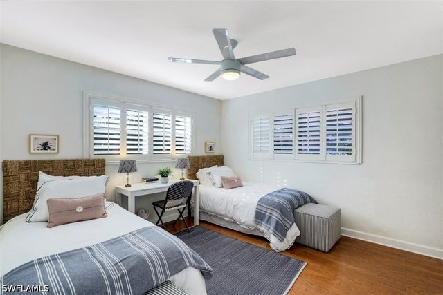 739 7th AVE N, Naples, FL 34102