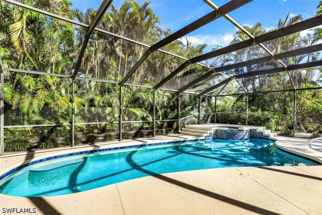 739 7th AVE N, Naples, FL 34102