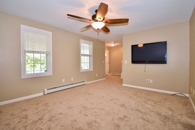 581 Plymouth St 581, Middleboro, MA 02346