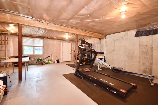 581 Plymouth St 581, Middleboro, MA 02346