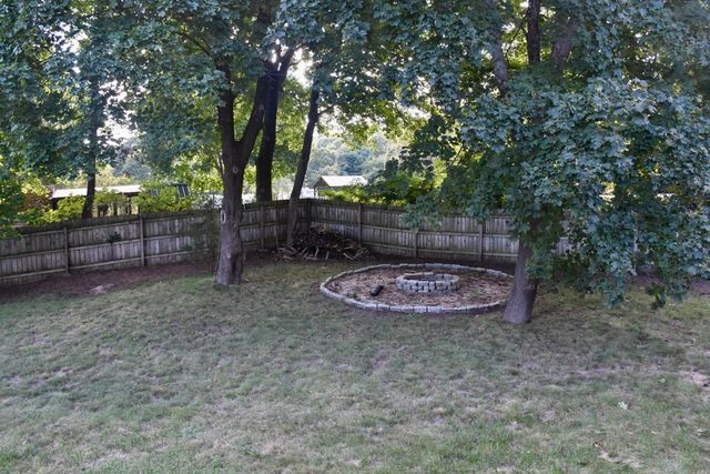 581 Plymouth St 581, Middleboro, MA 02346