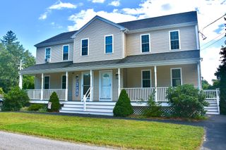 581 Plymouth St 581, Middleboro, MA 02346