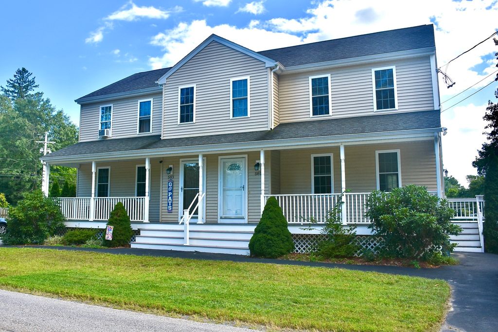 581 Plymouth St 581, Middleboro, MA 02346