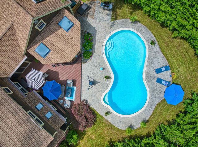 99 Newell Road, Newbury, NH 03255