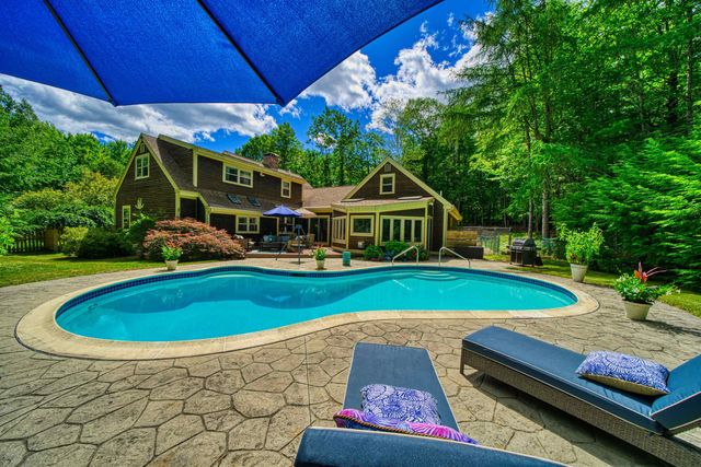 99 Newell Road, Newbury, NH 03255