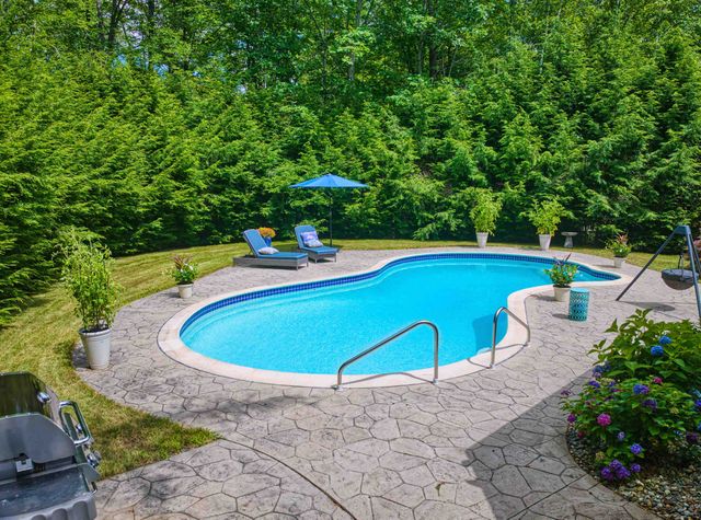 99 Newell Road, Newbury, NH 03255