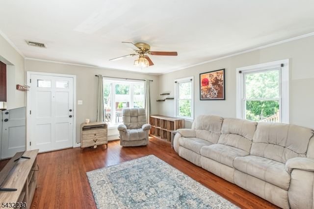 776 Lake Shore Dr, Parsippany-troy Hills Twp., NJ 07054