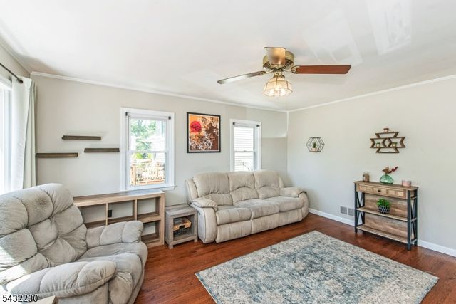 776 Lake Shore Dr, Parsippany-troy Hills Twp., NJ 07054