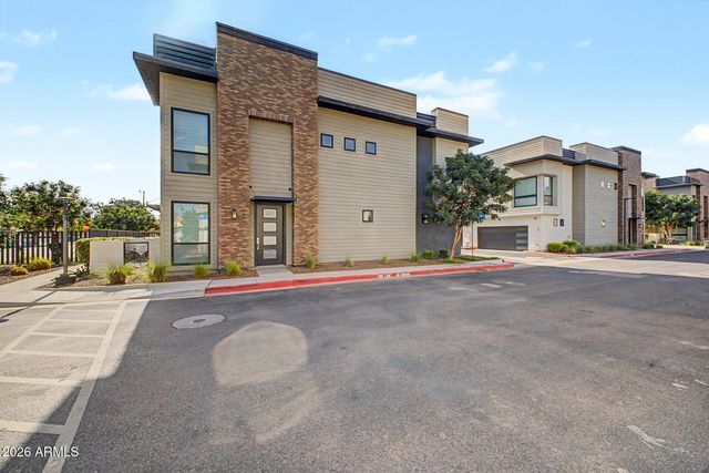 149 E LEXINGTON Avenue, Gilbert, AZ 85234