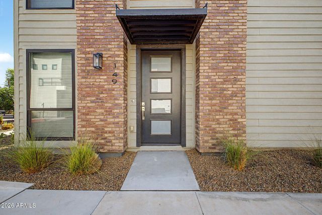 149 E LEXINGTON Avenue, Gilbert, AZ 85234