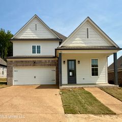 970 Coahoma Court, Nesbit, MS 38651