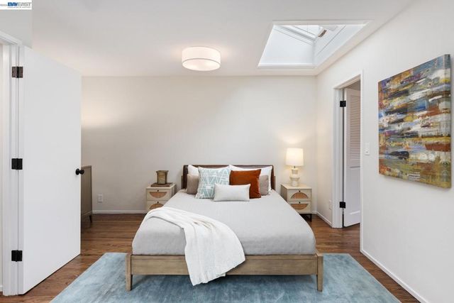 312 Tideway Dr, Alameda, CA 94501