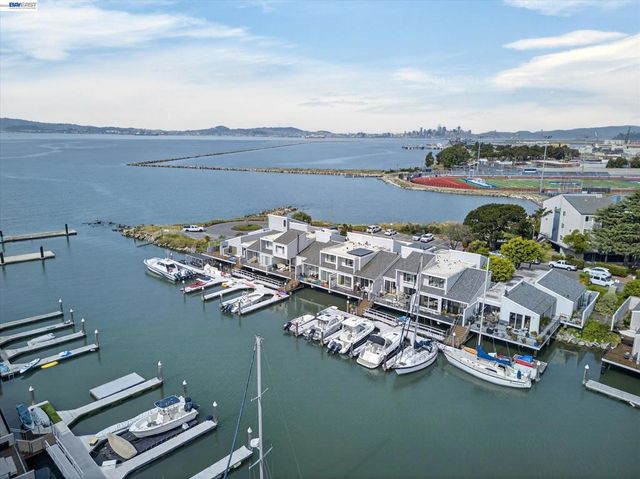 312 Tideway Dr, Alameda, CA 94501