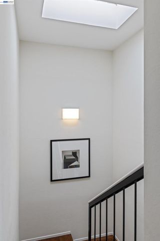 312 Tideway Dr, Alameda, CA 94501